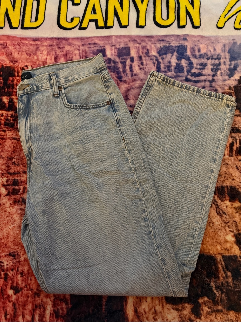 Aeropostale Classic Light Wash Women’s Jeans